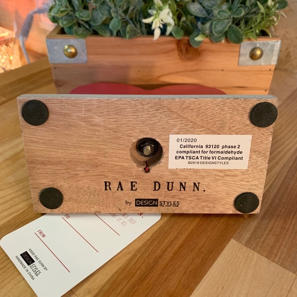 RAE DUNN METAL / WOOD “NANA” HEART SIGN STAND - Picture 5 of 7